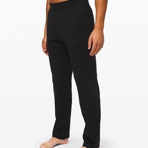 Men’s Lululemon black sweatpants